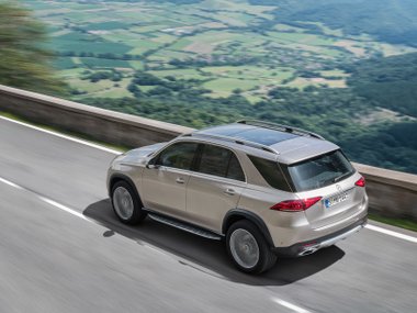 slide image for gallery: 23744 | Mercedes-Benz GLE