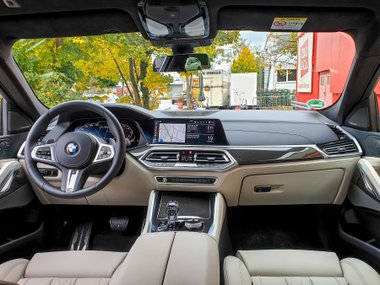 slide image for gallery: 25204 | BMW X6