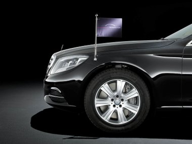 slide image for gallery: 23934 | Mercedes-Benz S 600 Guard