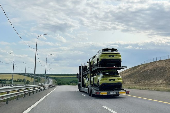 Автовоз на трассе М-4 Автовоз на трассе М-4