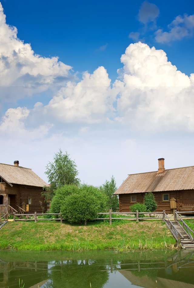 Загородный дом с участком