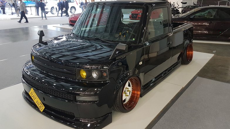 slide image for gallery: 23733 | Неформалы московской автомобильной выставки. Прочие японцы