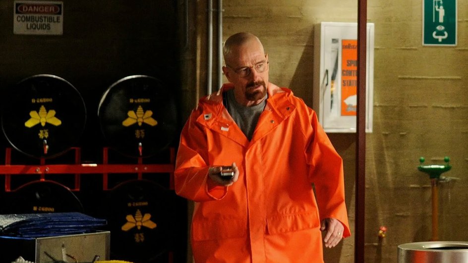 Брайан Крэнстон в роли Уолтера Уайта в четвертом сезоне сериала «Во все тяжкие» Брайан Крэнстон в роли Уолтера Уайта в четвертом сезоне сериала «Во все тяжкие»