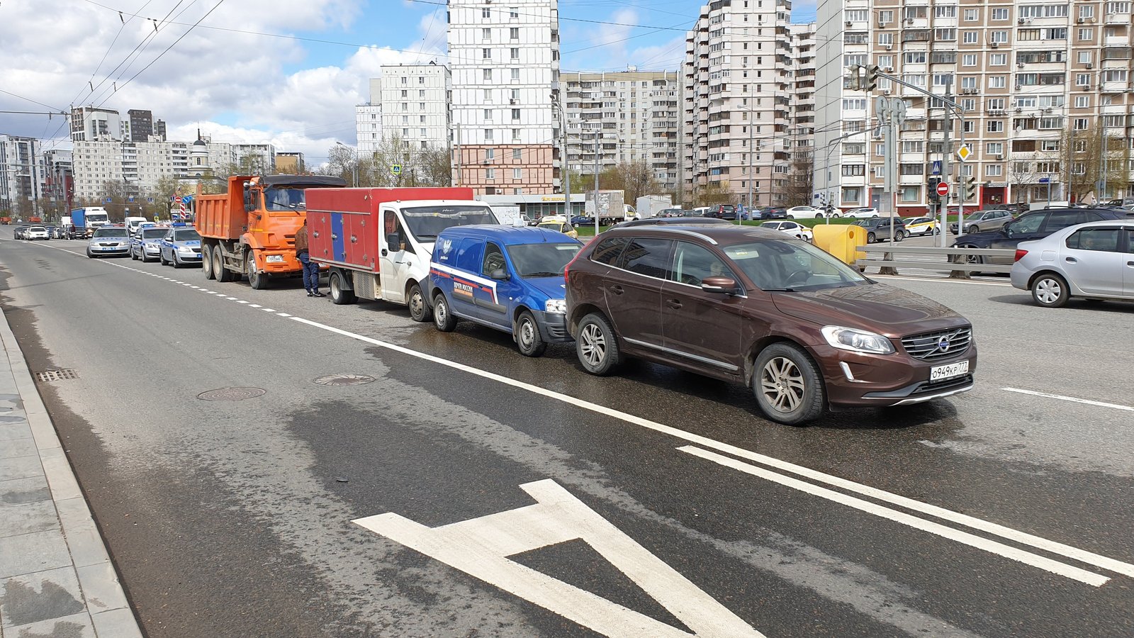 Действия водителя после аварии: что можно и нельзя делать