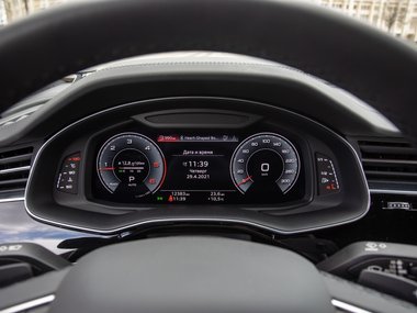 slide image for gallery: 28130 | Тест-драйв Audi Q8