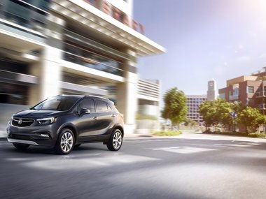 slide image for gallery: 20888 | Buick Encore