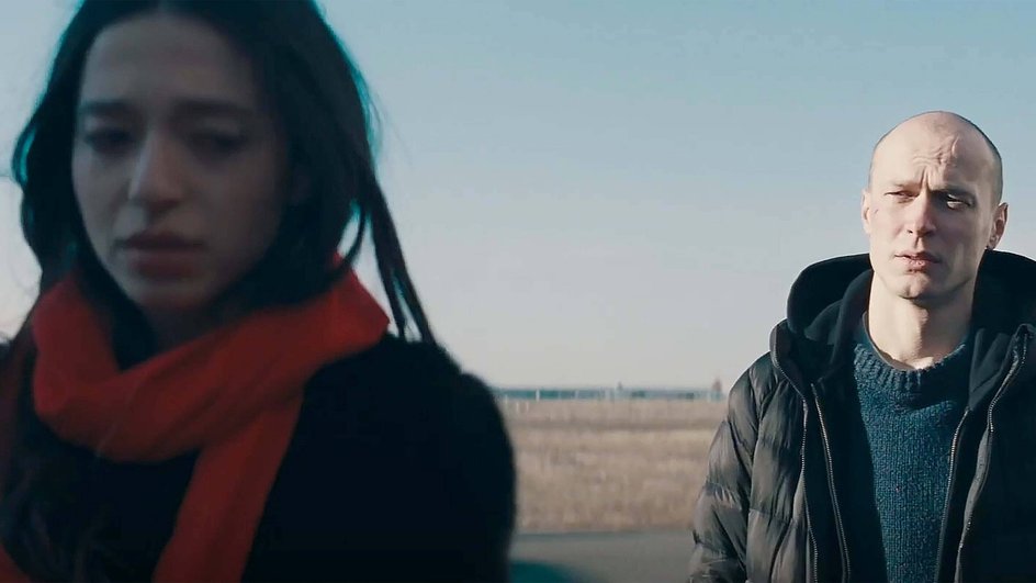 Майки Мэдисон и Юра Борисов в фильме «Анора» Майки Мэдисон и Юра Борисов в фильме «Анора»