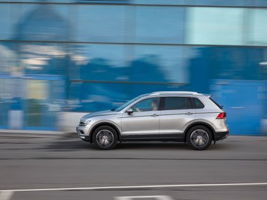 slide image for gallery: 24565 | Volkswagen Tiguan