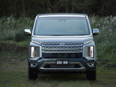 slide image for gallery: 23879 | Mitsubishi Delica D:5