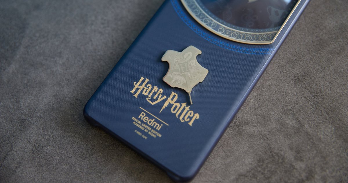 Как выглядит смартфон Гарри Поттера: распаковали Redmi Turbo 3 Special Edition Featuring Harry Potter