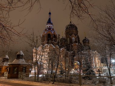 slide image for gallery: 23987 | Ликино-Дулево: фарфор и автобусы