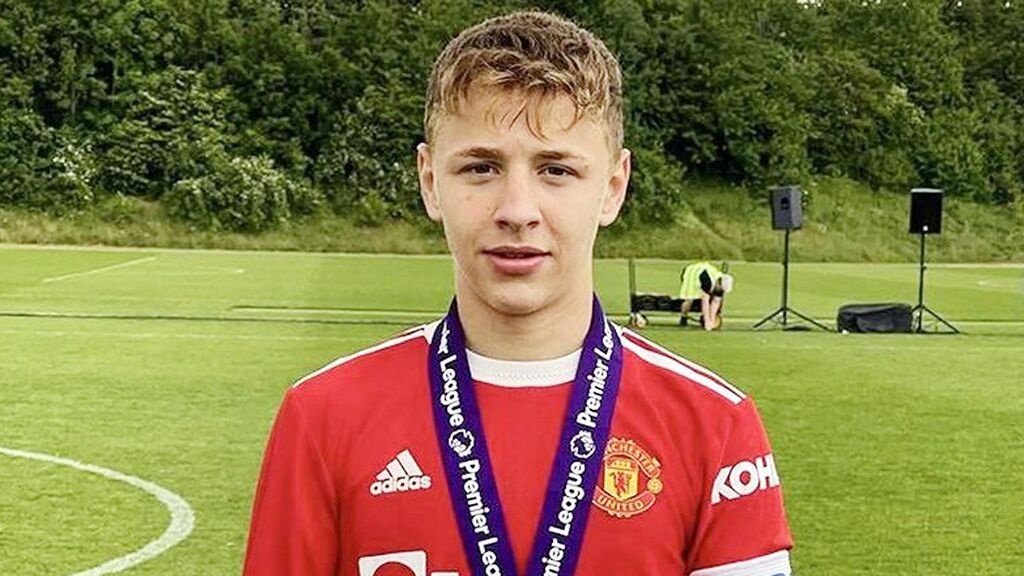 16-летний российский футболист Ибрагимов заключил контракт с «Манчестер Юнайтед»