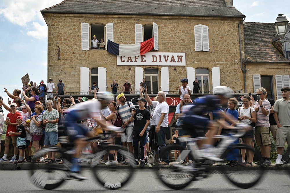 Во время «Тур де Франс» неизвестные похитили 11 велосипедов