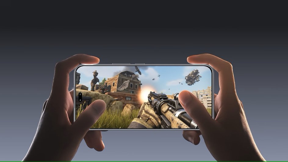 Honor 400 Pro в руках человека Honor 400 Pro в руках человека