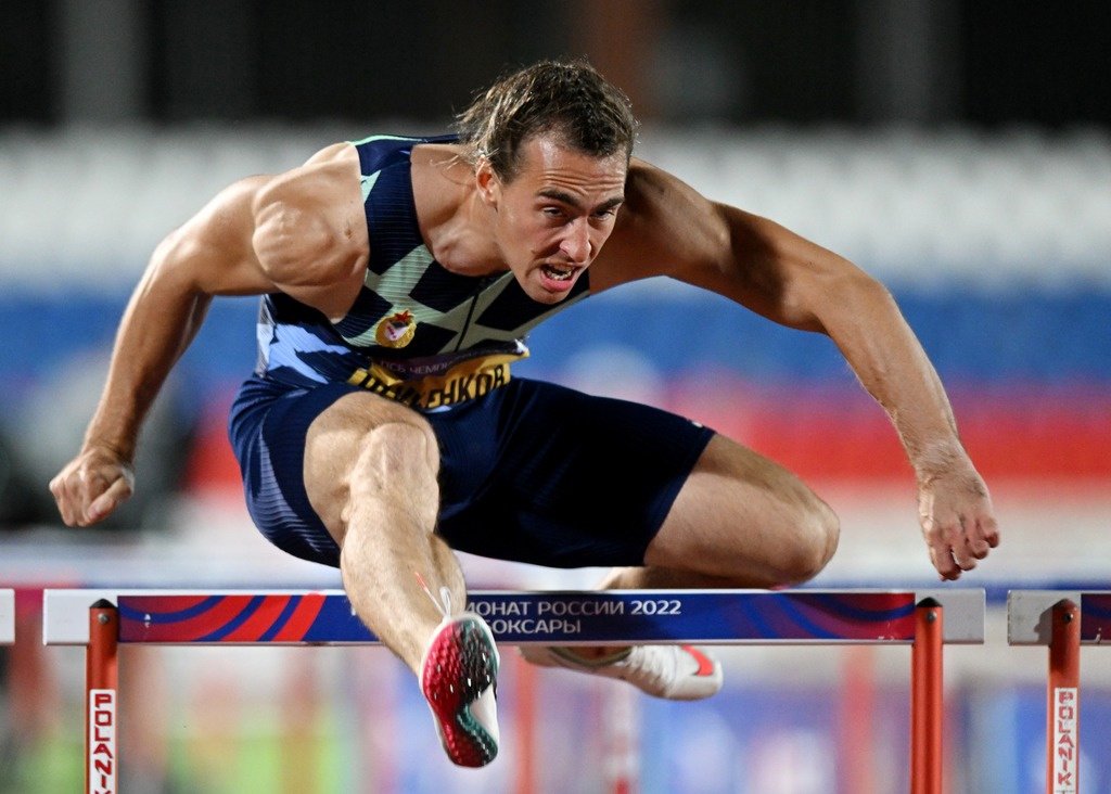 Шубенков выиграл забег на 110 метров с барьерами на Неделе легкой атлетики
