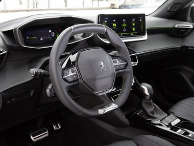 slide image for gallery: 27464 | Peugeot 2008