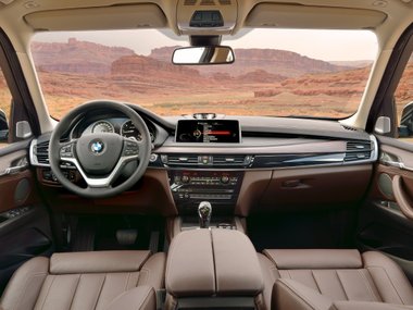 Салон BMW X5 (F15)