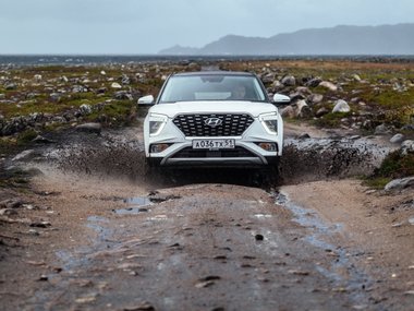 slide image for gallery: 28559 | Hyundai Creta на бездорожье