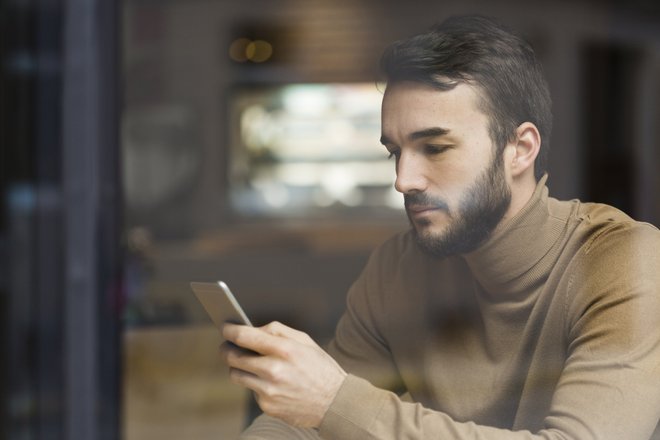 смартфон в руках смартфон в руках
