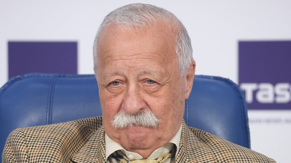 Леонид Якубович Леонид Якубович