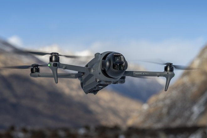 Mavic 4 Pro Mavic 4 Pro