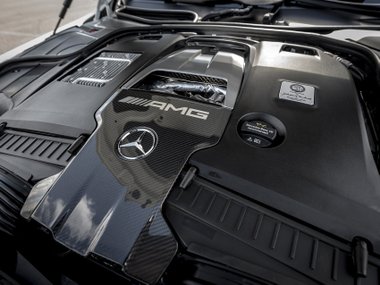 slide image for gallery: 23444 | Тест обновлённого Mercedes-Benz S-класса. Двигатель