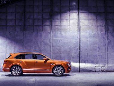 slide image for gallery: 24127 | Bentley Bentayga Speed