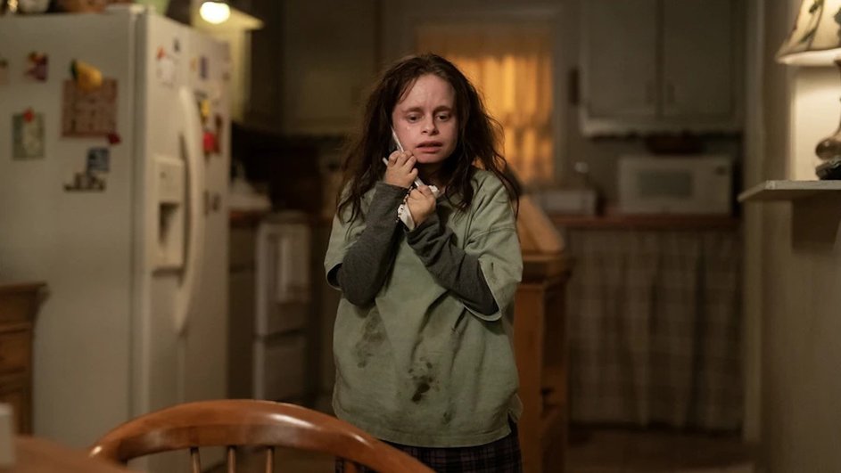 Имоджен Фейт Райд в роли Натальи Грейс в сериале «Хорошая американская семья» Имоджен Фейт Райд в роли Натальи Грейс в сериале «Хорошая американская семья»