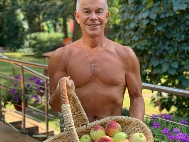 Олег Газманов и его яблочный урожай