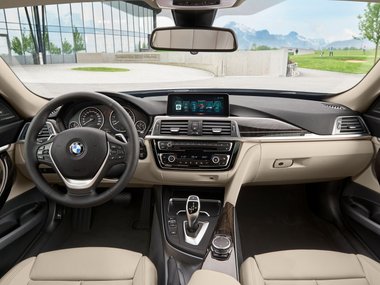slide image for gallery: 21888 | BMW 3 GT