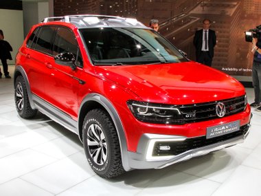 slide image for gallery: 19740 | Volkswagen Tiguan GTE