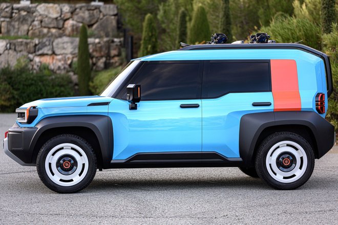 Toyota Compact Cruiser EV