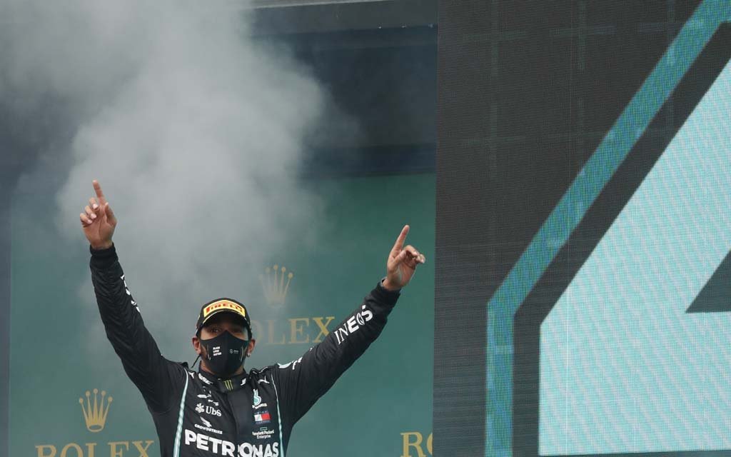 Хэмилтон в сотый раз выиграл квалификацию этапа «Формулы-1»
