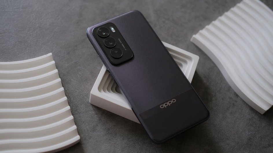 Смартфон OPPO Reno12 Pro