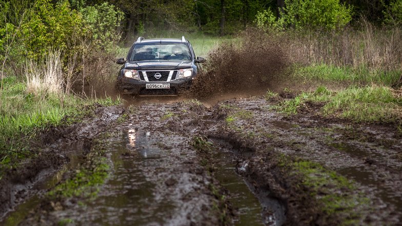 slide image for gallery: 21860 | Nissan Terrano