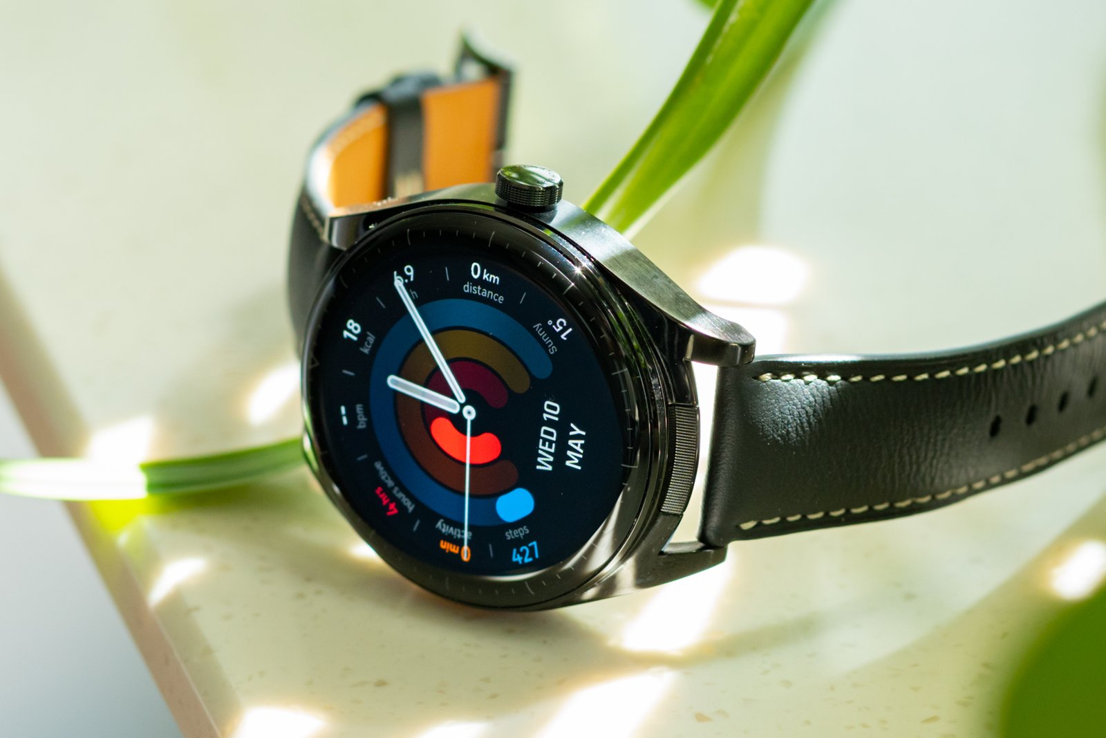 Часы и наушники в одном корпусе — что такое Huawei Watch Buds - Hi-Tech  Mail.ru