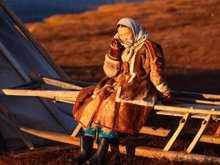 Кадр из Она тебя любит