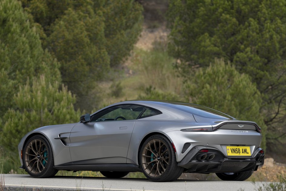 Aston Martin Vantage