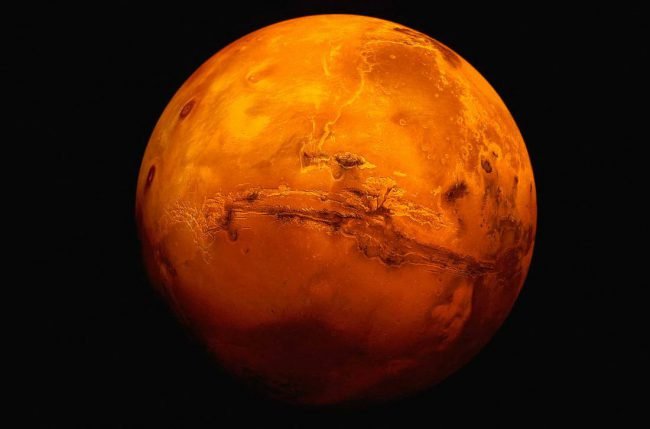 ИИ-робот создал катализатор для производства кислорода из воды в условиях Марса. Фото: NASA