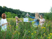 Полина Виторган (справа) на съемках фильма «Выше неба» Полина Виторган (справа) на съемках фильма «Выше неба»