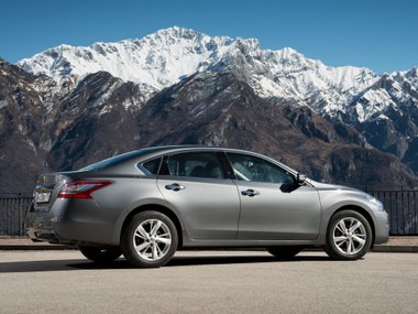 Nissan Teana