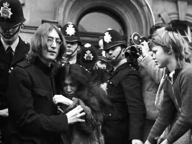 Slide image for gallery: 9918 | Джон Леннон и Йоко Оно
