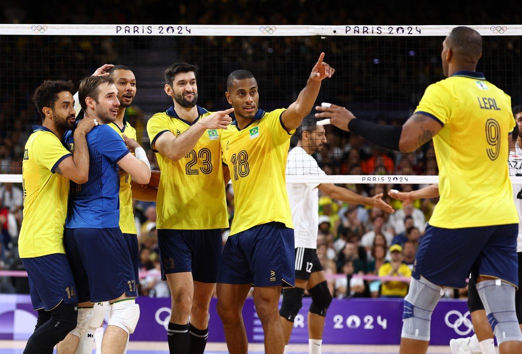 Волейболисты сборной Бразилии вышли в плей-офф Олимпиады с третьего места в группе