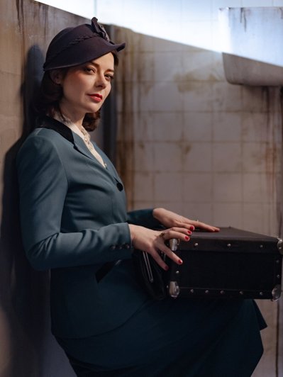 Марина Александрова на съемках второго сезона сериала «Художник» Марина Александрова на съемках второго сезона сериала «Художник»