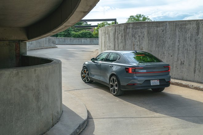 Polestar отзывает почти 30 тысяч машин из-за «слепнущей» камеры Polestar отзывает почти 30 тысяч машин из-за «слепнущей» камеры