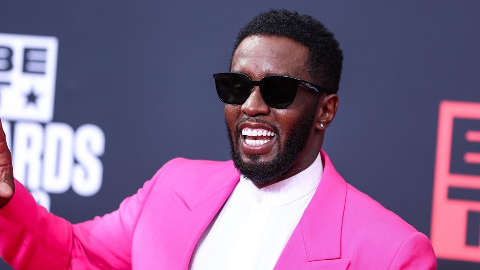 Пафф Дэдди, Дидди, P. Diddy Пафф Дэдди, Дидди, P. Diddy