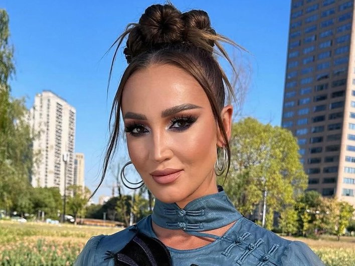 Ольга Бузова на шоу «Сокровища императора» Ольга Бузова на шоу «Сокровища императора»