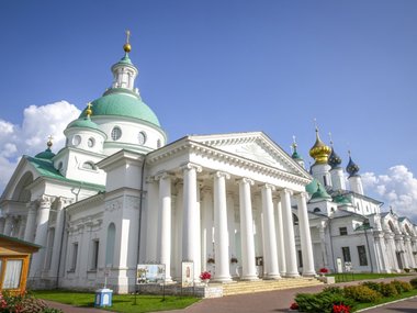slide image for gallery: 25115 | Спасо-Яковлевский Дмитриев монастырь