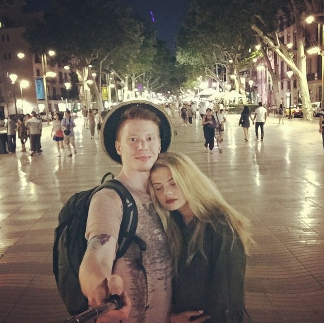 24-летний Никита Пресняков вместе со своей возлюбленной отправился в Барселону