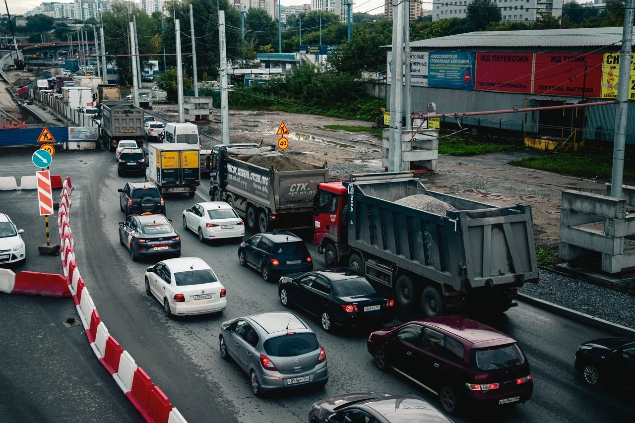 В Новосибирске ограничат движение в трех районах города - Новости Mail.ru